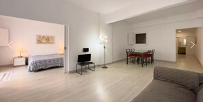 Căn hộ, 1 phòng ngủ, hiên, quang cảnh thành phố | Tiện nghi tại phòng