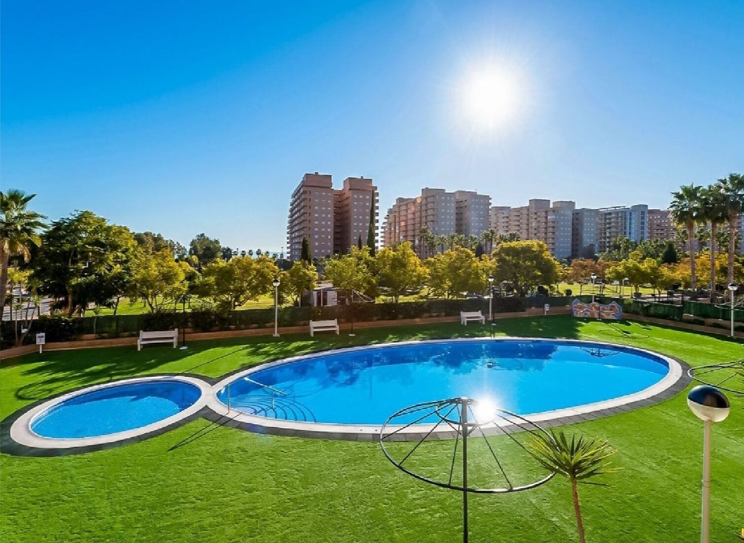 Piscina a l'aire lliure 
