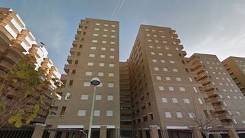 Apartament, 2 dormitoris, balcó | Exterior