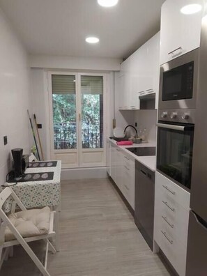 Apartment, 3 Bedrooms, Balcony, Garden View | Interior - Precioso Apartamento en Bilbao (Galdakao)