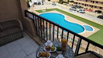 Apartment, 3 Bedrooms, Smoking, Balcony | Balcony