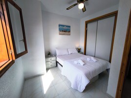 Apartamento, 3 habitaciones, fumadores, balcón | 3 dormitorios