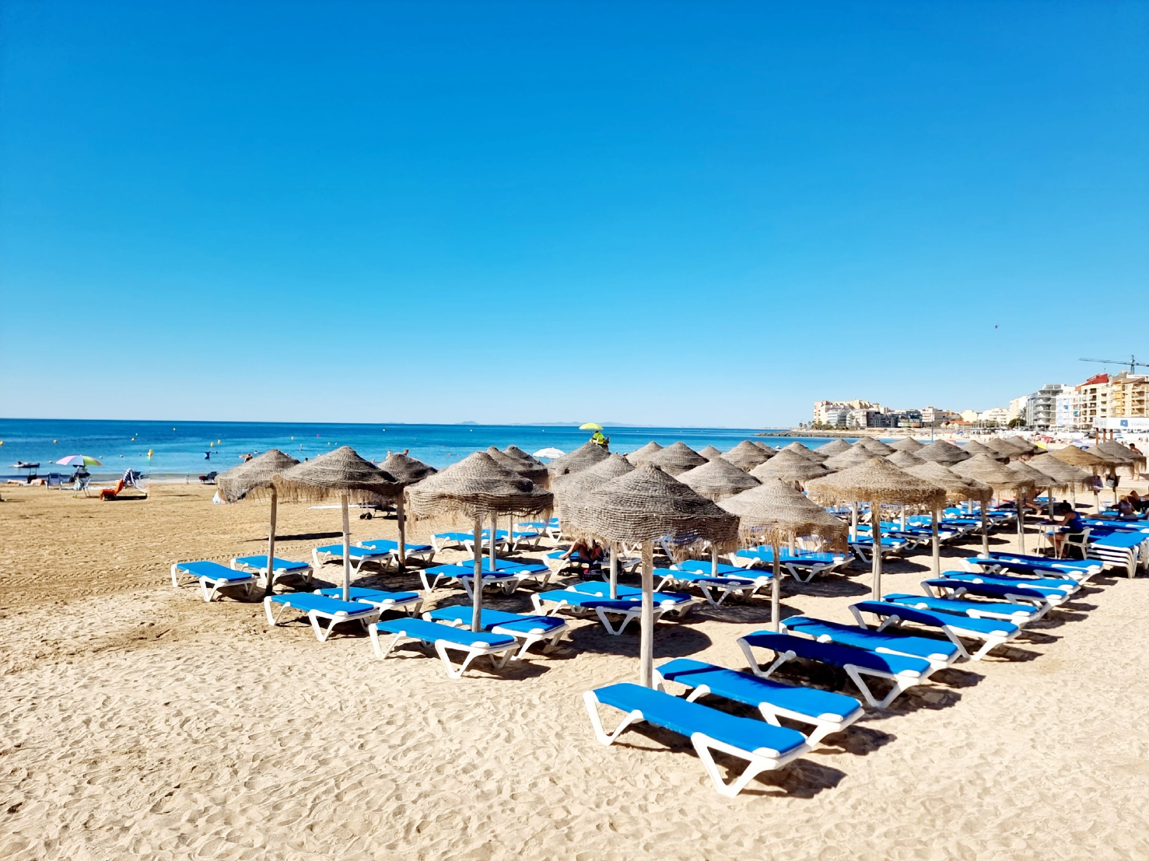 Apartment, 3 Bedrooms, Smoking, Balcony | Beach