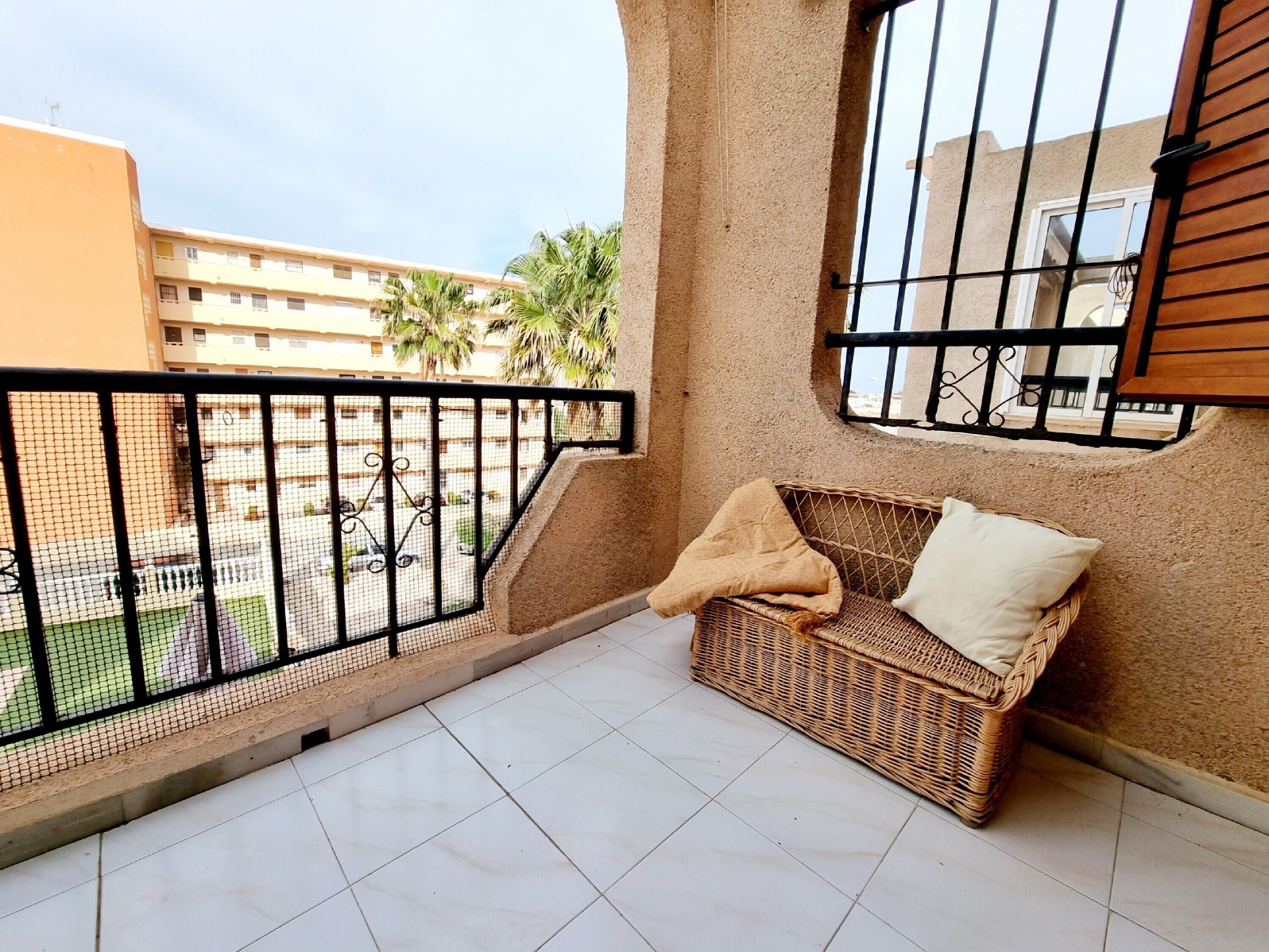 Apartment, 3 Bedrooms, Smoking, Balcony | Property grounds