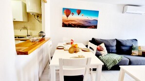 apartman, 3 hálószobával, dohányzó, erkély | Étkezési lehetőség