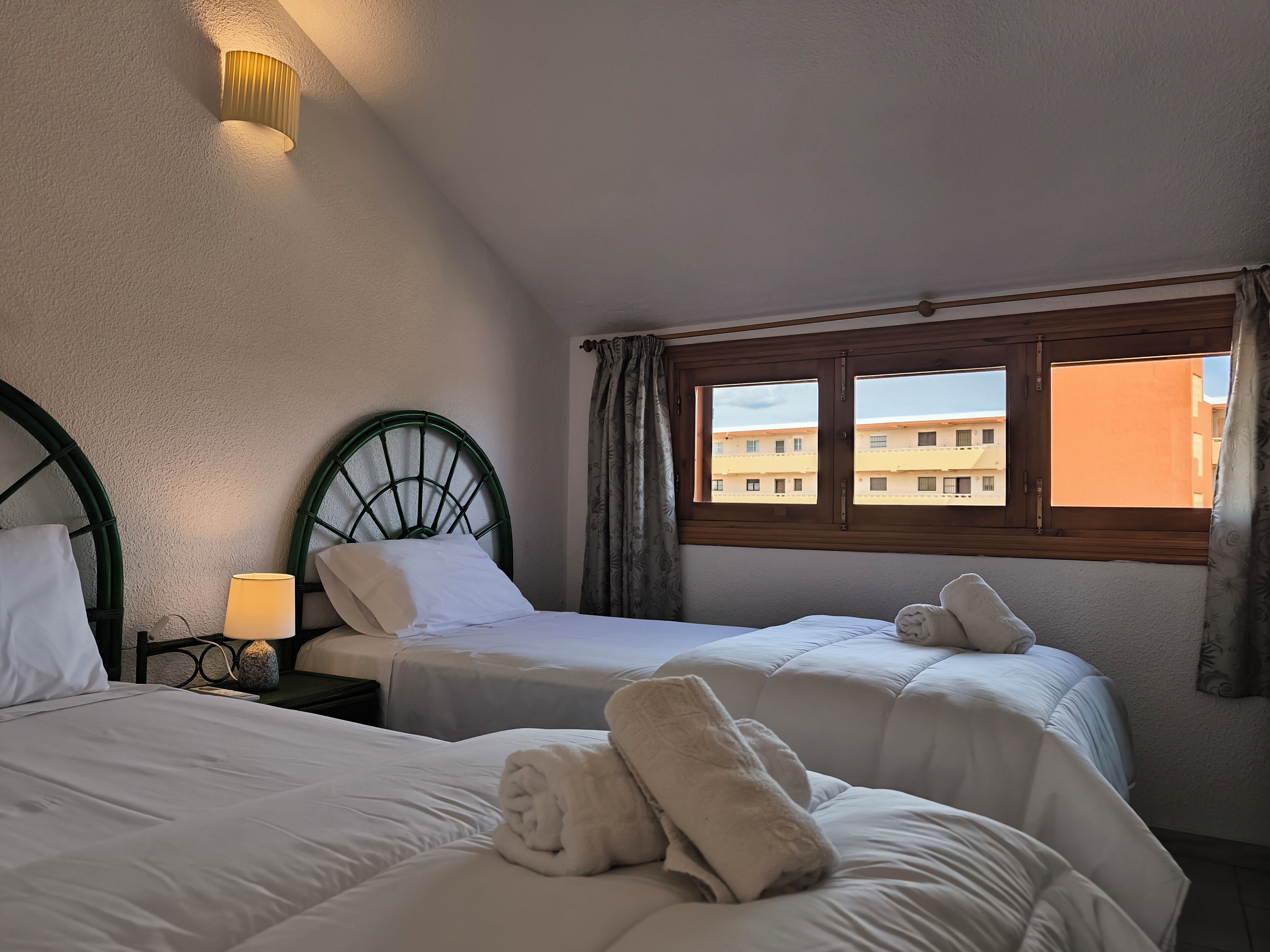 Apartment, 3 Bedrooms, Smoking, Balcony | 3 bedrooms