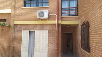 EntrĂ©e de lâhĂ©bergement