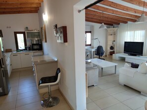 Apartment, 1 Bedroom, Smoking, Balcony | Interior