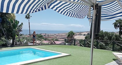 Sunset and Oceanview 1 Bedroom Apartment With Shared Pool