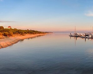 Biệt thự, 3 phòng ngủ, hút thuốc, hồ bơi riêng | Bến du thuyền
