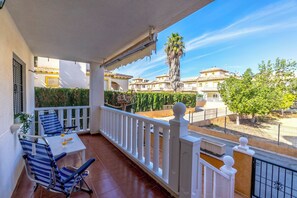 Appartement, 2 chambres, fumeurs, patio | Terrasse/Patio