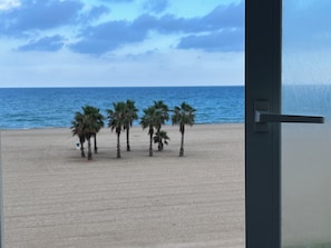 Appartement, 2 chambres, accessible aux personnes à mobilité réduite, balcon | Plage