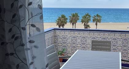 Two Bedroom Apartment on Front Line Of The Beach