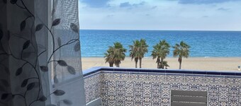 Two Bedroom Apartment on Front Line Of The Beach