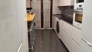 Apartment, 4 Schlafzimmer, barrierefrei, Raucher | Innenbereich