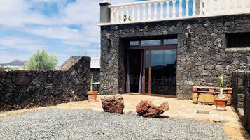 House, 2 Bedrooms, Terrace, Garden View | Terrace/patio