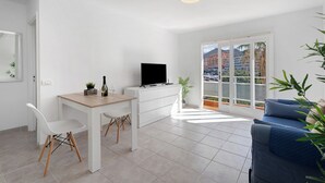Unclassified image, 5 of 18, button - Bonito Apto Cristian Playa By Paramount Holidays (Arona)