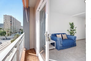 Apartamento, 1 quarto, sacada, vista para a cidade | Sacada