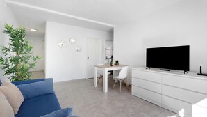 Unclassified image, 3 of 18, button - Bonito Apto Cristian Playa By Paramount Holidays (Arona)