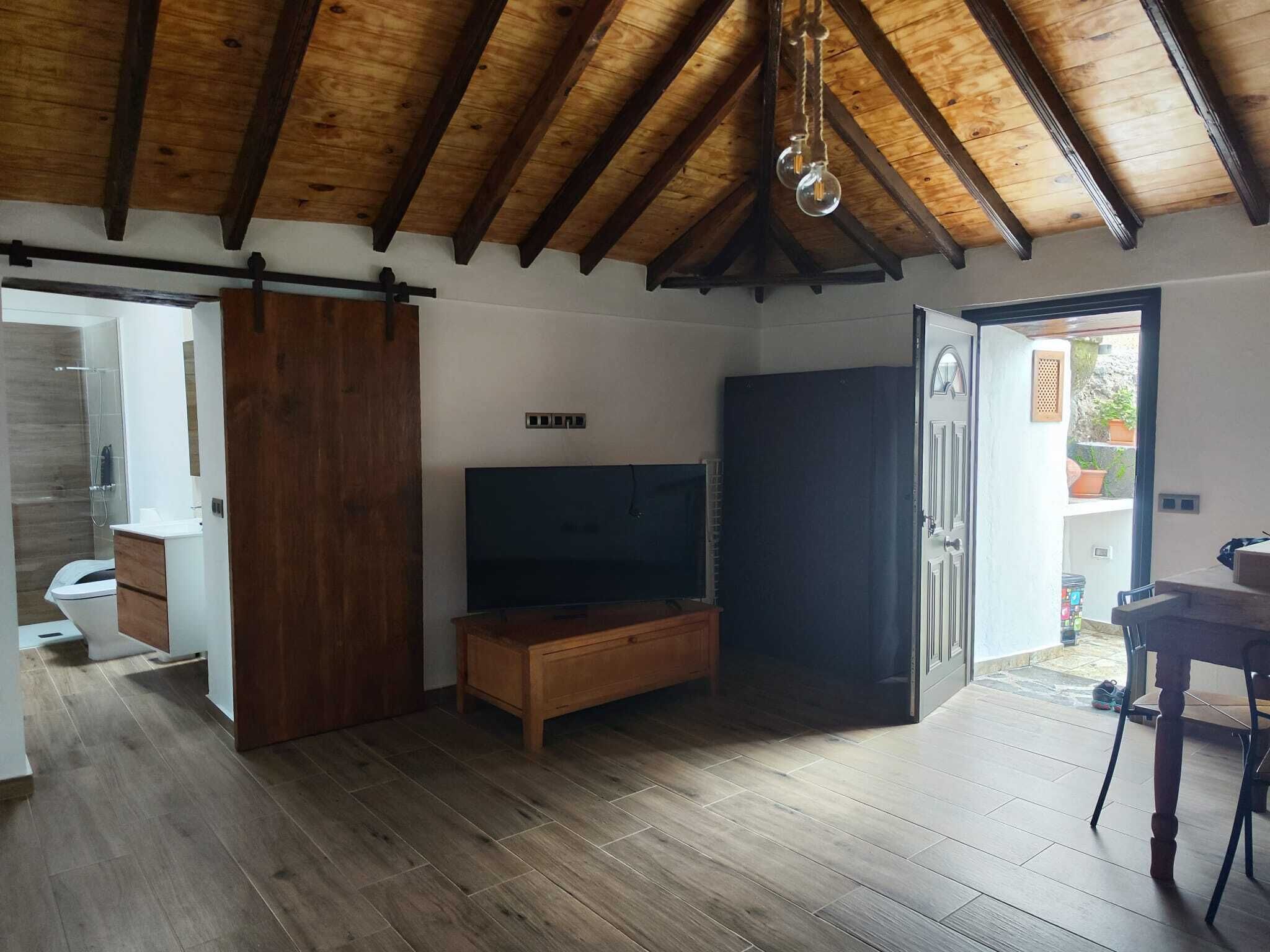 House, 1 Bedroom, Smoking, Patio | Interior