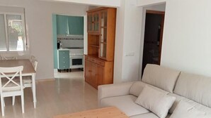Bungalow, 2 chambres, accessible aux personnes à mobilité réduite, fumeur | Intérieur