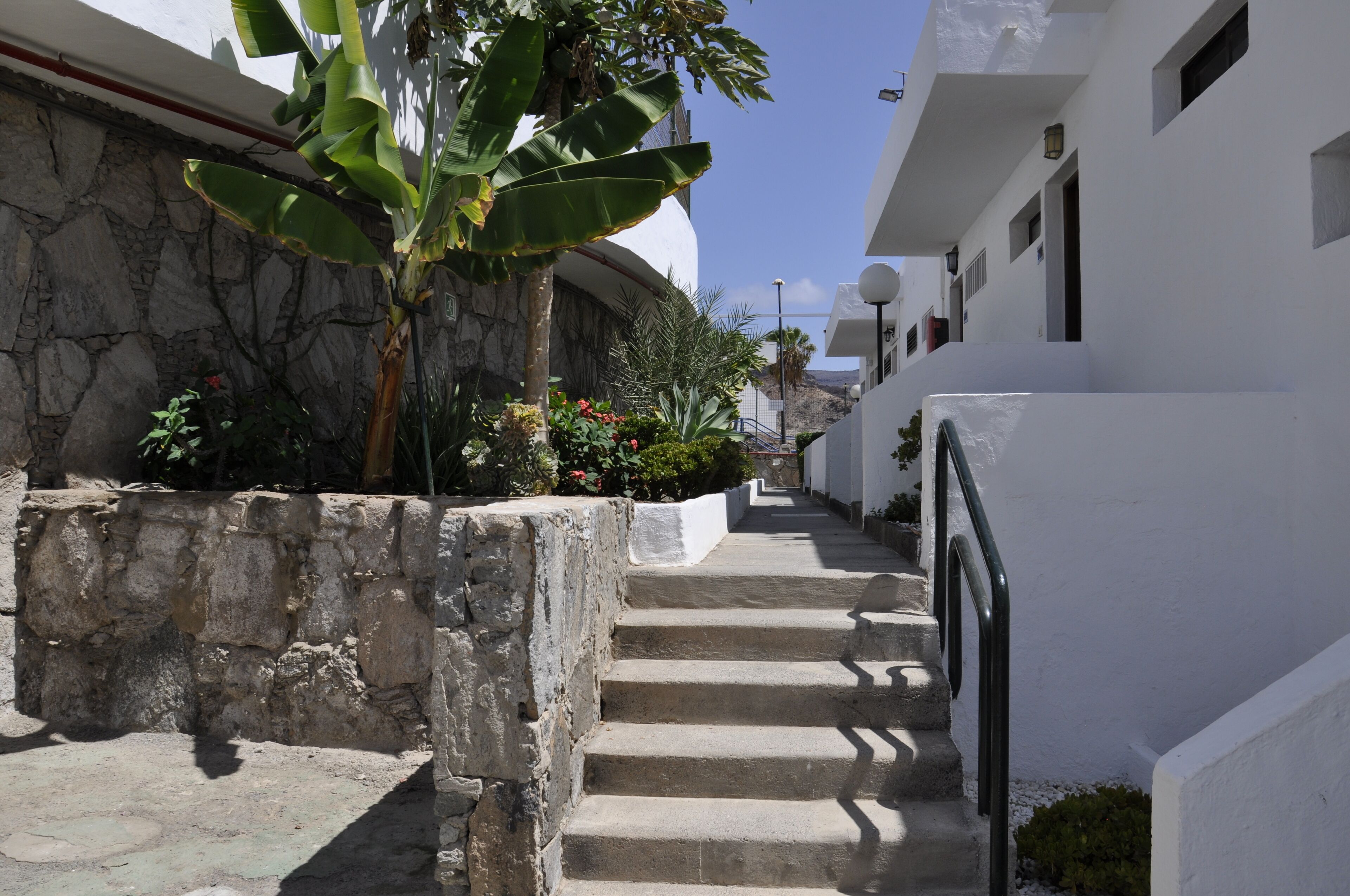 Apartment, 1 Bedroom, Smoking, Balcony | Property grounds