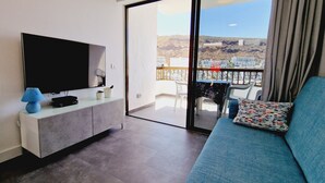 Appartement, 1 slaapkamer, roken, balkon | Woonkamer