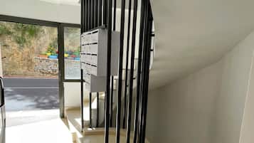 Apartment, 3 Bedrooms | Interior