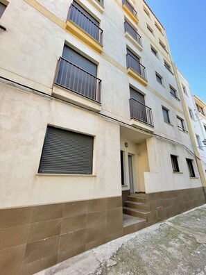 Apartment, 3 Bedrooms, Mountain View | Property entrance - Holiday Appartement in Lucena del Cid- Basement A Ref 049 (Llucena)