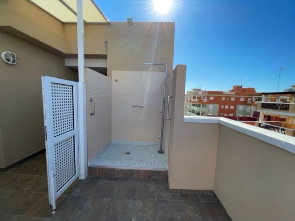 Apartment, 2 Bedrooms, Balcony | Property grounds