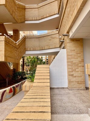 Apartment, 2 Bedrooms, Balcony | Property grounds