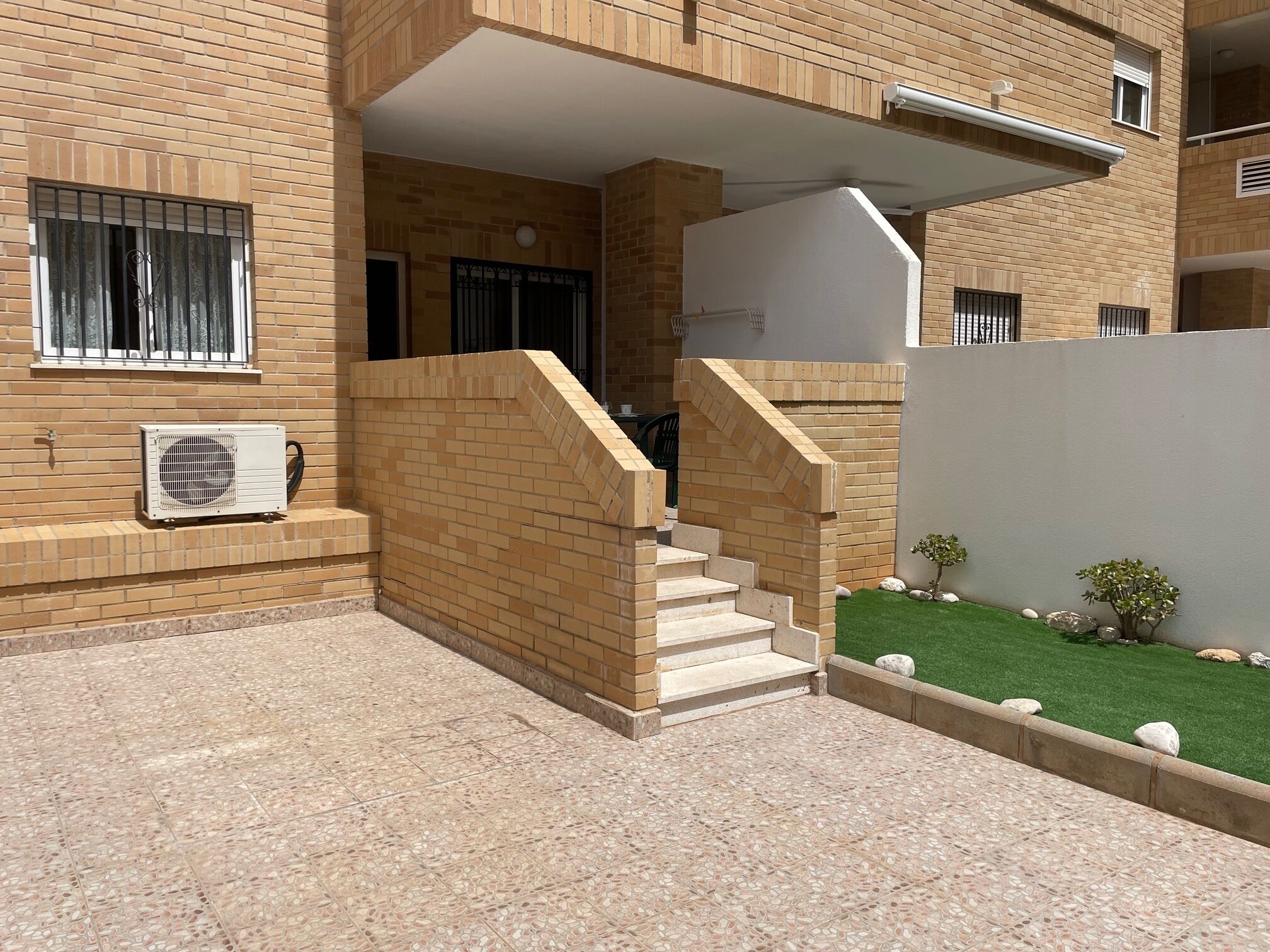 Apartment, 2 Bedrooms, Balcony | Exterior detail