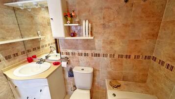 Apartament, 2 dormitoris, balcó, vistes a l'oceà | Bany