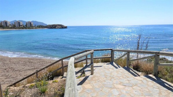 Huis, 3 slaapkamers, roken, balkon | Strand