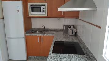 Apartament, 2 dormitoris, accessible, terrassa | Cuina privada