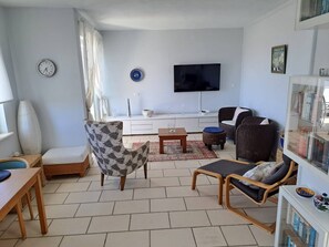 Leilighet, 2 soverom, røyk | Oppholdsområde