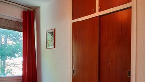3 camere