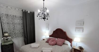 Coquetty Housing In Santander Bay