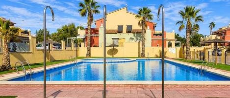 Apartment, 2 Bedrooms, Patio | Pool
