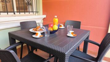 Apartment, 2 Bedrooms, Patio | Exterior