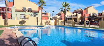 Beach & Pool Av Mancha