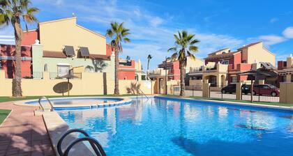 Beach & Pool Av Mancha