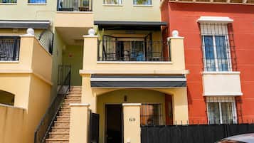 Apartment, 2 Bedrooms, Patio | Exterior