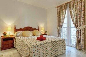 Huoneisto, 2 makuuhuonetta, parveke | 2 makuuhuonetta