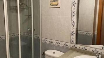 Apartment, 2 Bedrooms, Garden View | Bathroom shower