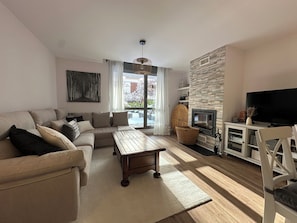 Appartement, 2 chambres, accessible aux personnes à mobilité réduite, terrasse | Salle de séjour