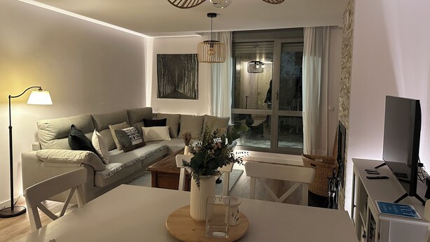 Apartment, 2 Schlafzimmer, barrierefrei, Terrasse | Wohnzimmer