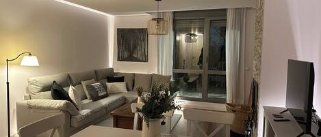 Apartment, 2 Bedrooms, Accessible, Terrace | Living room