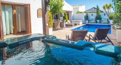 Luxurious Villa in Baños y Mendigo, Spain - Perfect for Families and Groups