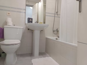 House, 2 Bedrooms, Smoking, Patio | Bathroom - Charming House With Nature (Torrevieja)